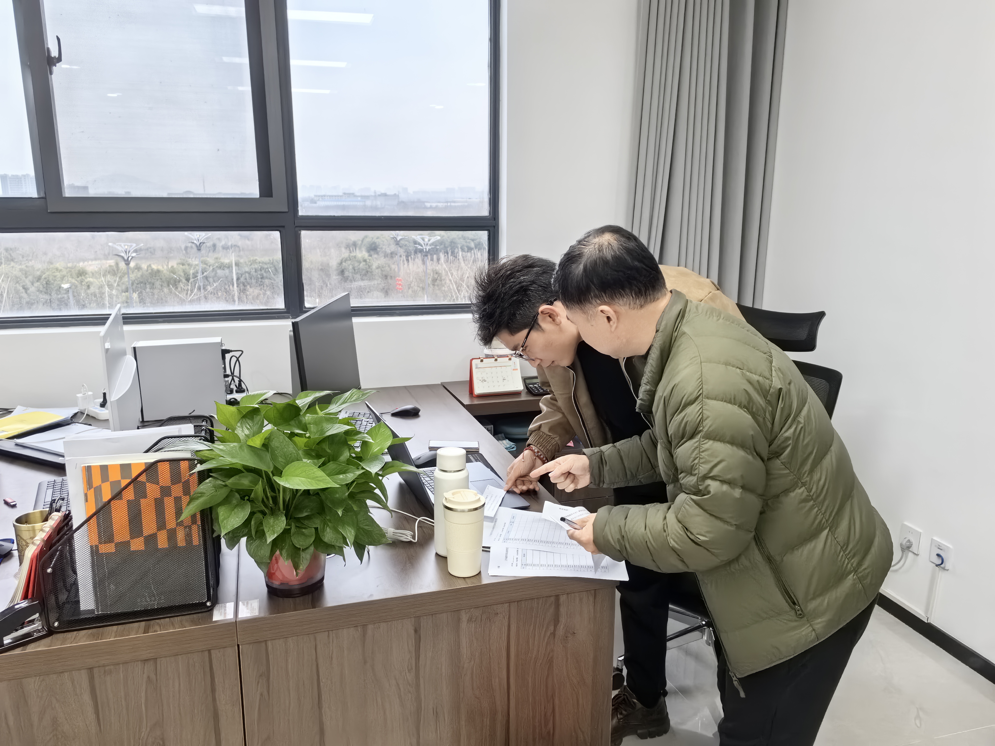 聚变新能开展春节前办公区域安全、保密专项检查